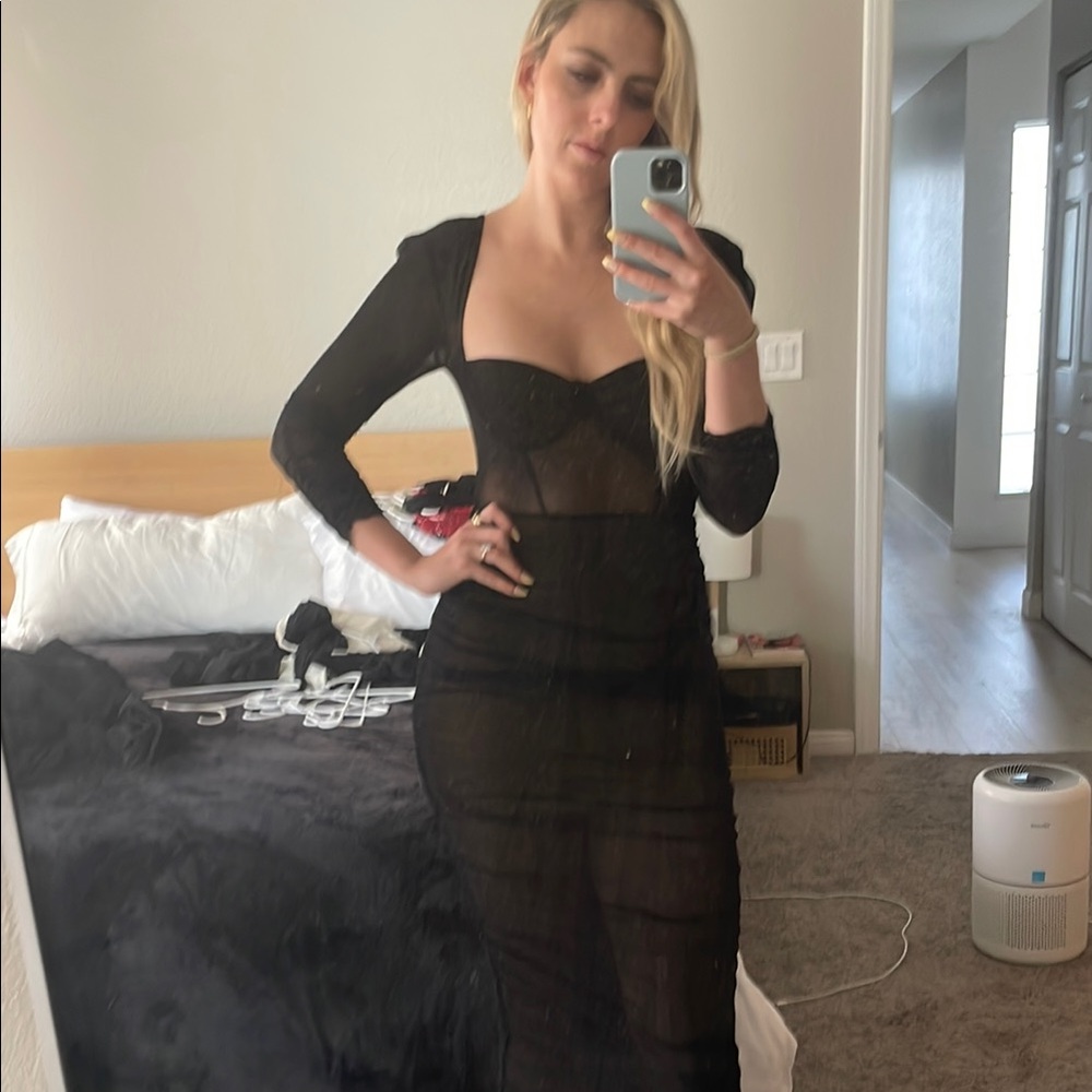 Chic Black Long Sleeve Dress